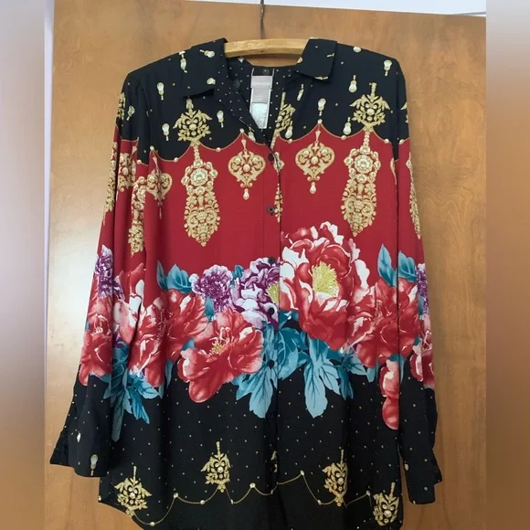 Chico's reversible button blouse.Tunic length.Chico's Size 2 (L/XL)Never worn. - Picture 1 of 9